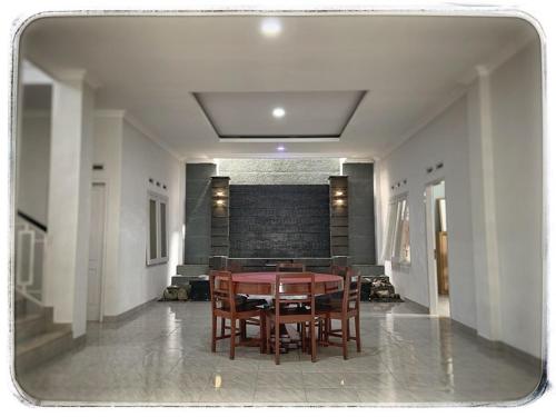 Mutiara Guest House Syariah in Banuhampu