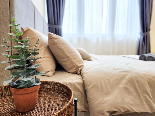 Kuching City Centre - Snoozy - Peaceful Garden Lux Condo