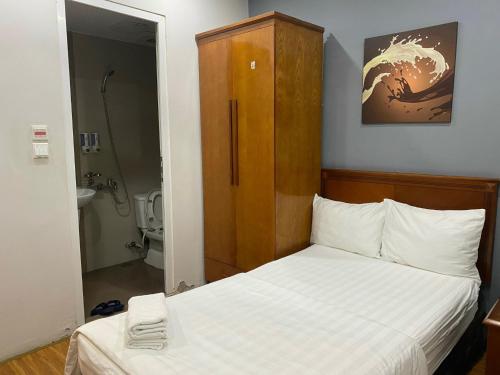 V-studio Hotel Apartment 3 - Tap to explore photos