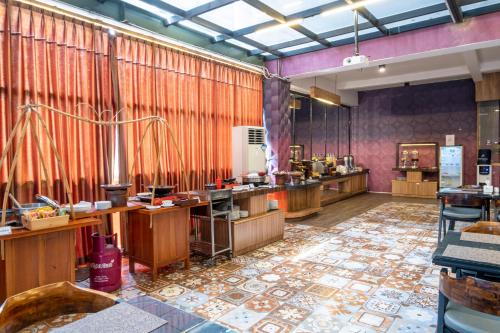 Premiere Hotel Tegal in Tegal