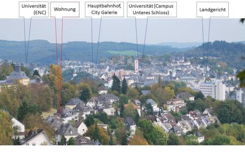 120qm noble, Uni ENC beside, 5min to MainStation or Autobahn, 50m to BusStop