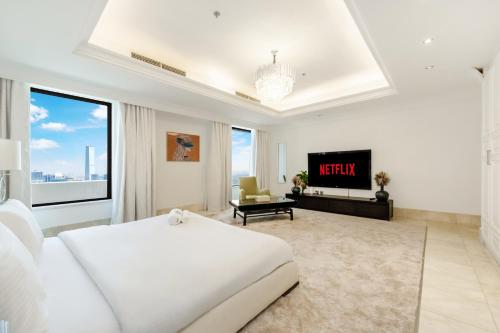 FAM Living- Luxe Penthouse in JBR Marina - Panaromic Sea View - image 8