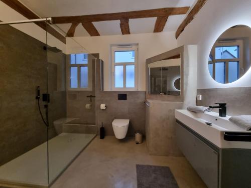 Shower, Casa Linda, luxuriose Ferienwohnung im Grunen in Ober-Ramstadt