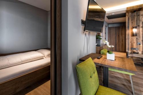 2 bedrooms, 2 beds