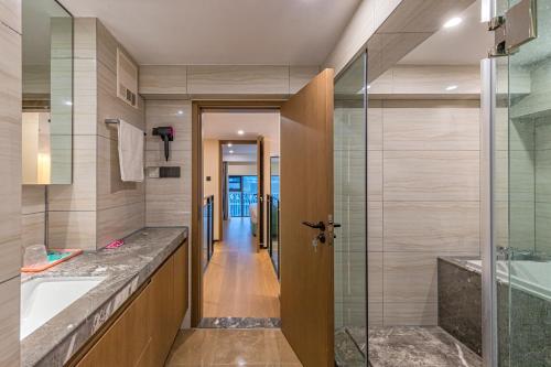 Two-Bedroom Suite image 3
