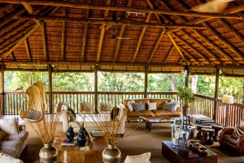 Karongwe Portfolio - Chisomo Safari Camp