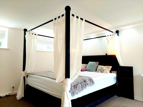 Neptun Studio-apartment with terrace.