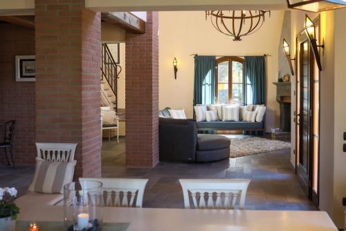 Villa Irene - Homelike Villas - Tap to explore photos