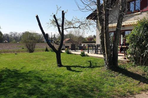 jolie maison de campagne à 100 m de l'étang