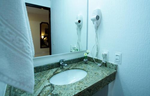 Bogari Hotel Stop at Bogari Hotel to discover the wonders of Foz Do Iguacu. Both business travelers and tourists can enjoy the hotels facilities and services. 24-hour front desk, facilities for disabled guests, l