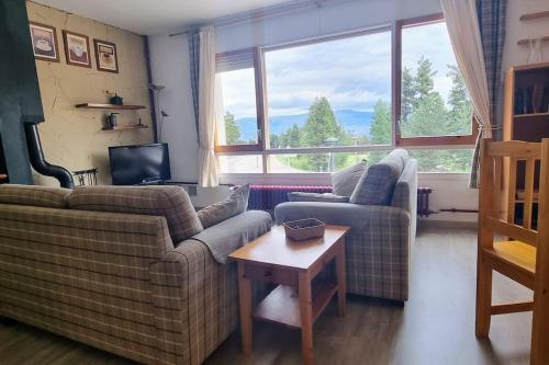 Family Place, Next to Ski Lift & Mountain view! - Apartment - Alp