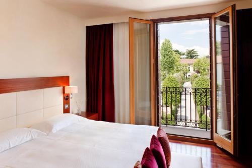 Al Tezzon Hotel - image 7