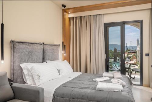 505982527 Nikon Boutique Hotel