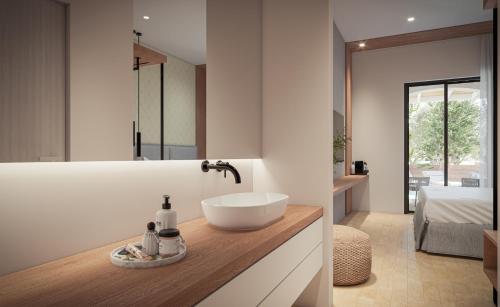 505984130 Nikon Boutique Hotel