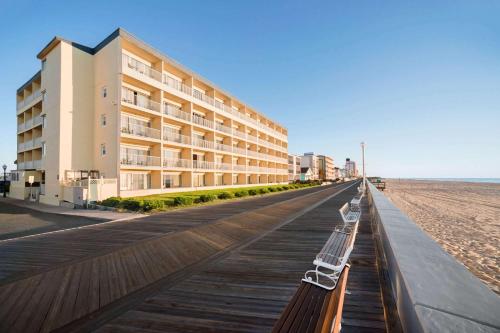 Howard Johnson by Wyndham Ocean City Oceanfront, Ocean City