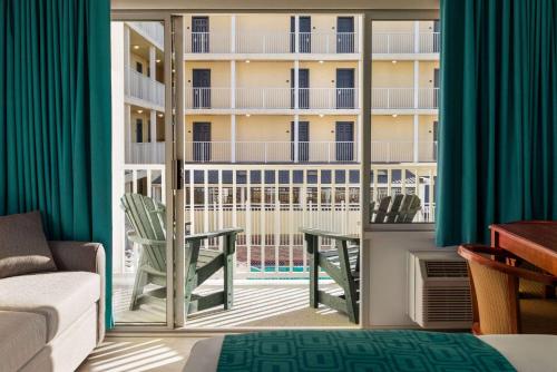 Howard Johnson by Wyndham Ocean City Oceanfront - image 14