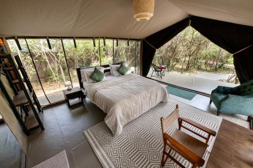 Olkinyei Mara Tented Camp