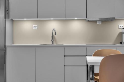 Apartment - Ground Floor image 10