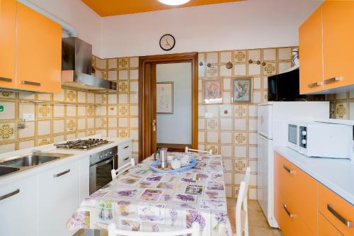 GuestHost - La Serena di Bordighera Vintage Flat, Bordighera (foto 7)