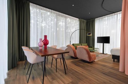 Hotel2Stay - image 2