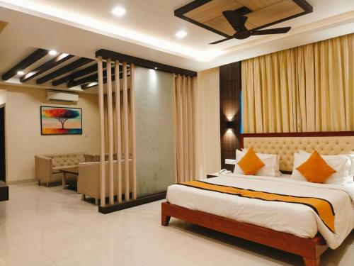 Sambhabana Hotel & Suites  in Tarapith