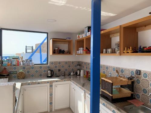 Kitchen, Hostel The Endless House Anchor point in Taghazout