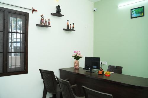 UNGA VEEDU PAY AND STAY - image 3