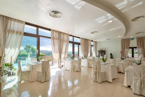 Grand Hotel Sofia - image 3