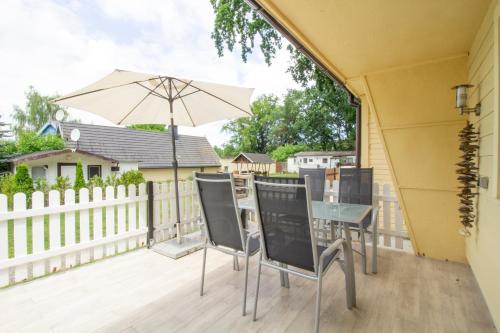 Usedomer Bungalows 62m von Korswandt entfernt