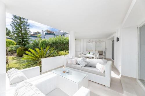 Amazing 4 bed beachfront Dominion Beach RDR358 in เอสเตโปนา