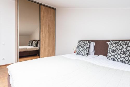 Yoga Residence Apartments - image 10