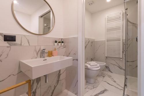 [Porta Susa - Centro] Elegante loft - wi-fi - A/C, Turin (photo 10)
