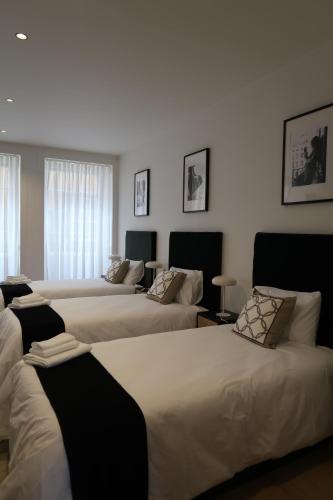 Triple Room with Private Bathroom image 10
