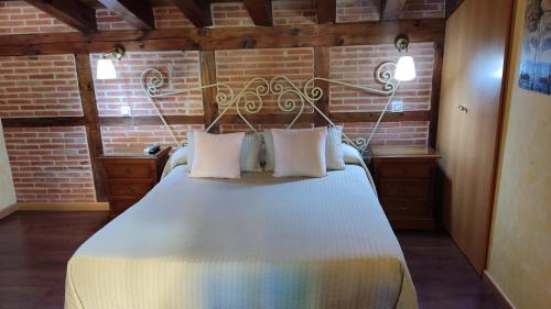 Hostal segovia adults only