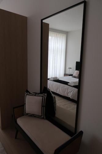 Deluxe Double Room with River View image 6