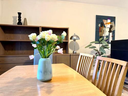 Desirable 2 Bedroom Apartment in Bicester that sleeps 5 in เคเวอร์สฟิลด์