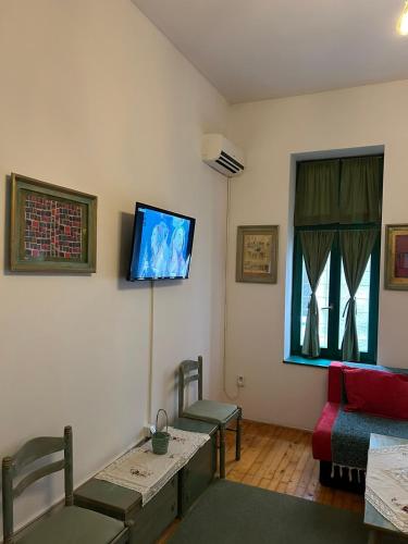 Guesthouse Hurma Rooms - image 14