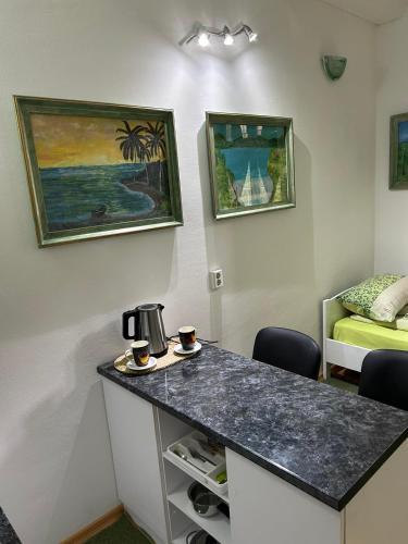 Guesthouse Hurma Rooms - image 9