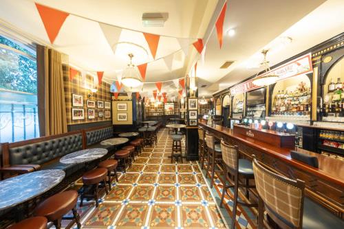 Blarney Castle Hotel - image 13