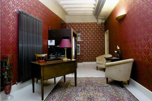 hotel photo