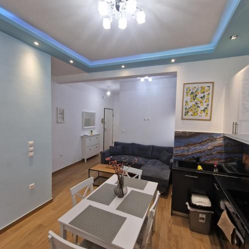 Luxury apartment Kato Patissia - image 7
