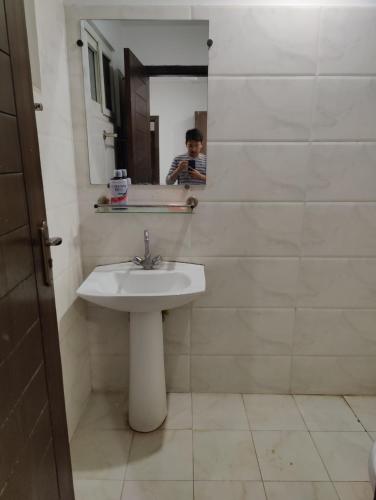 2 Bedrooms Standard Apartment Islamabad-HS Apartments - image 4
