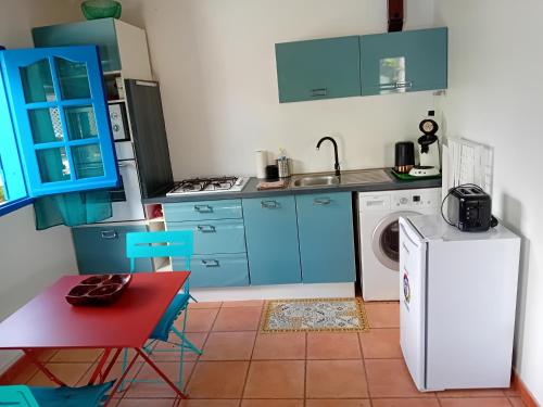 Kitchen, Ideal pour sejour professionnel ou touristique in Baie-Mahault