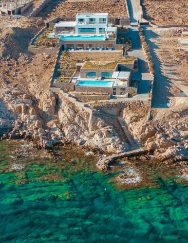 Splendid Mykonos Waterfront Villa