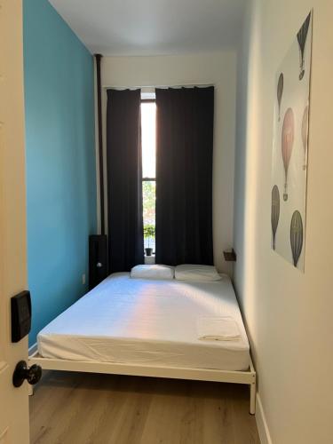 East Harlem Hostel, New York