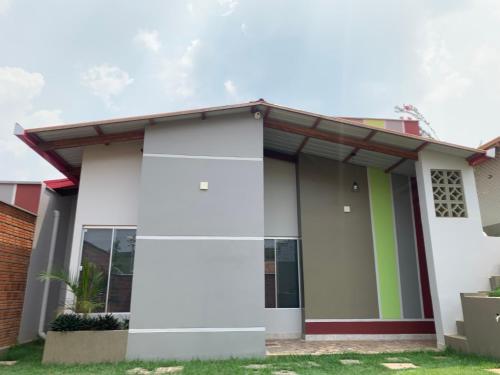 . Acogedora casa en Cobija