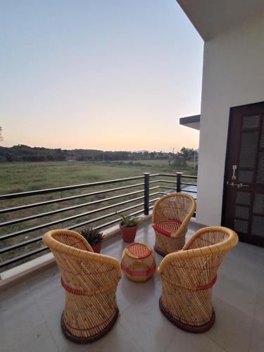 Erkély/terasz, Keen Leopard Homestay in Varaval