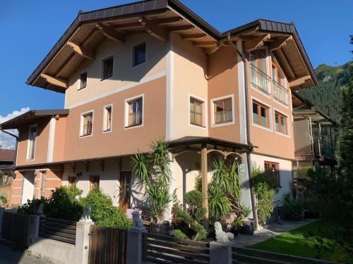 Appartement Brandner - Location saisonnière - Bramberg am Wildkogel