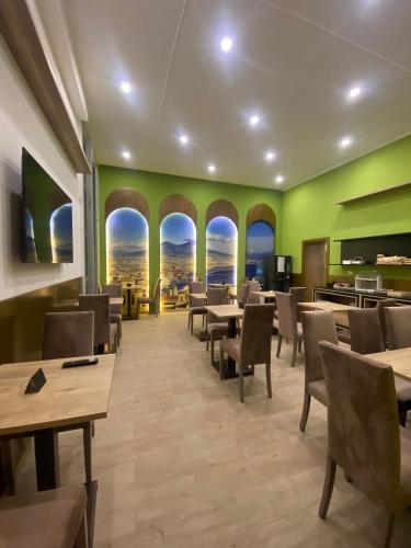 Relais Piazza Del Plebiscito B&B, Neapel (Foto 4)