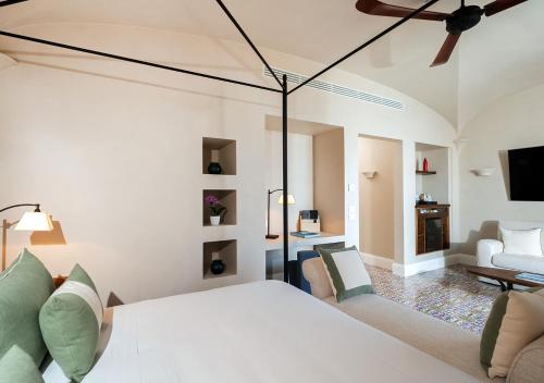 Suite, signature, private pool